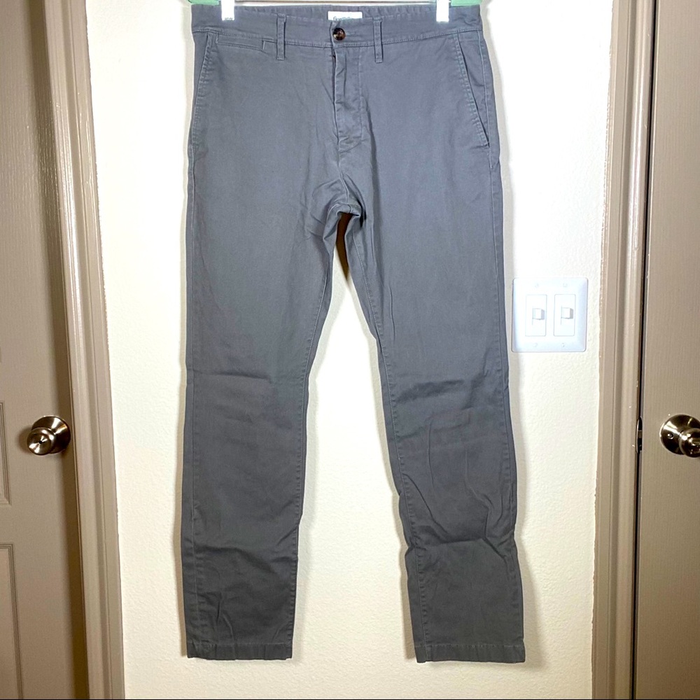 34x32 Men’s gray chinos from Goodfellow & Co